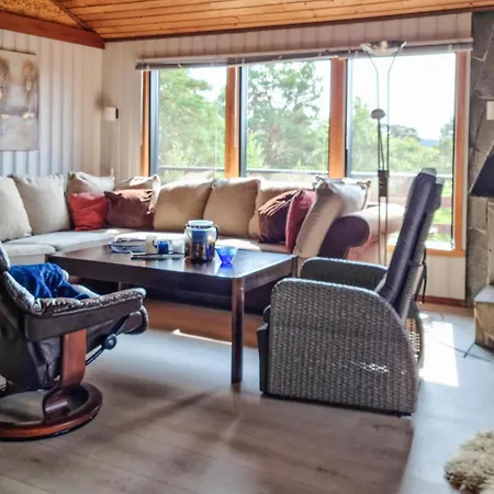Amazing Home In Mandal With Wifi