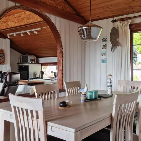 Amazing Home In Mandal With Wifi Holiday home